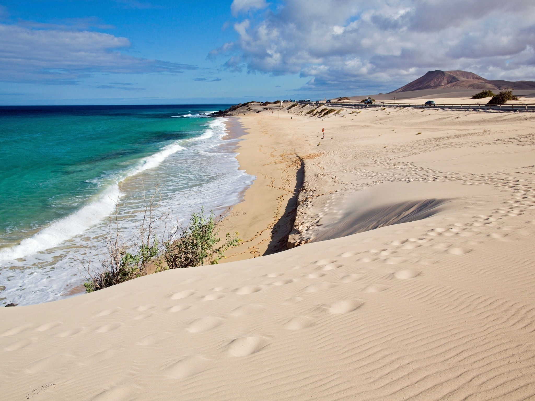 quelle-ile-des-canaries-choisir-corralejo-plage-de-sable-fin-eaux-cristalines