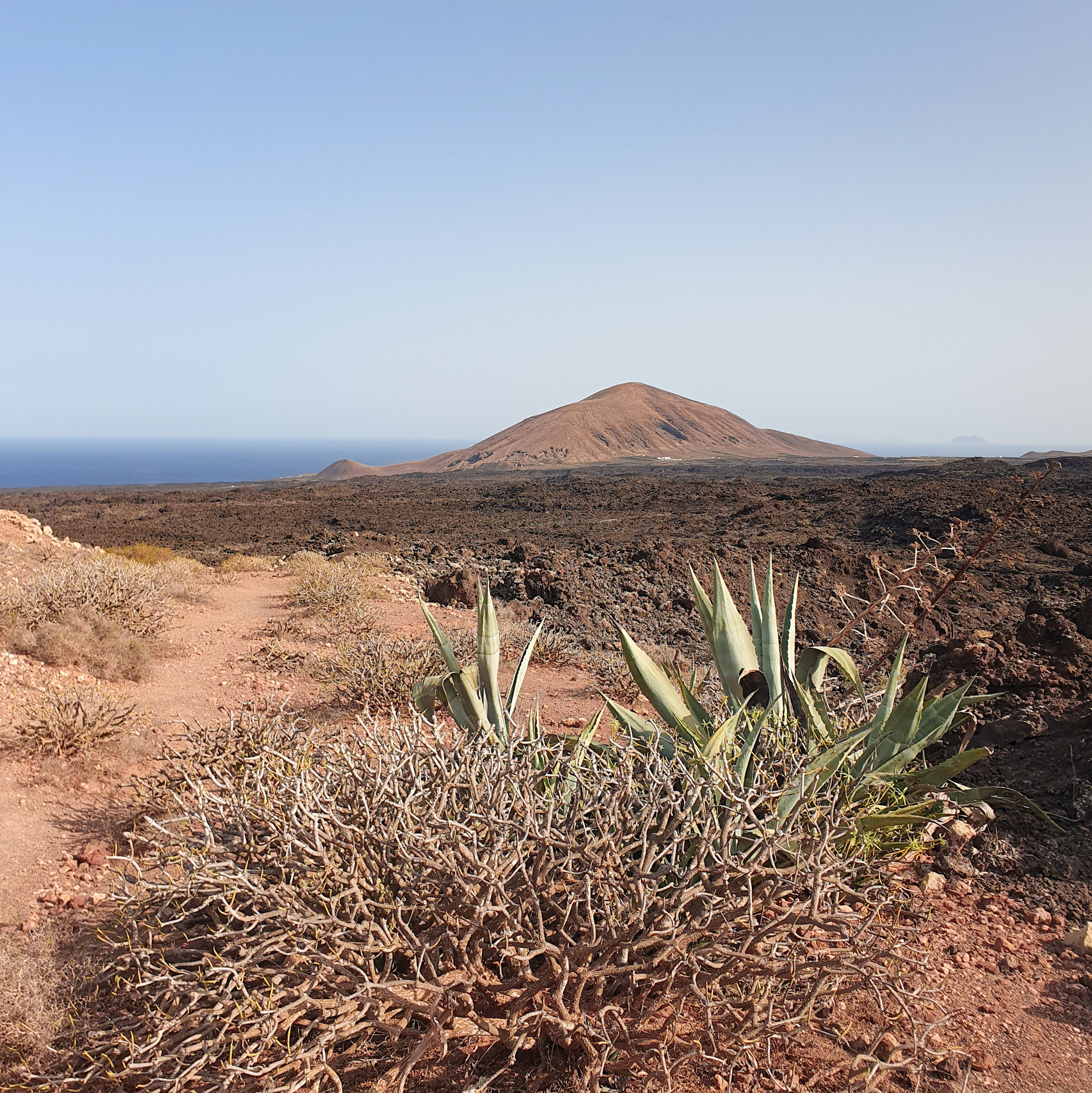 road-trip-itineraire-7-jours-lanzarote-iles-canaries-caldera-blanca